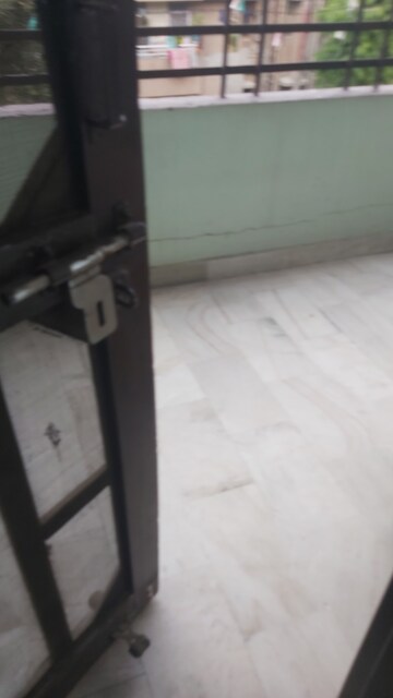 1.5 BHK Apartment For Rent in Uma Cooperative Society, Mayur Vihar 1