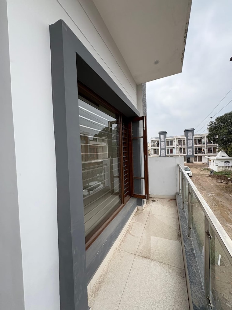 Balcony, kharar mohali road 6 Bedroom 1800 Sq.Ft. Independent House In Kharar Mohali Road Kharar 9073120