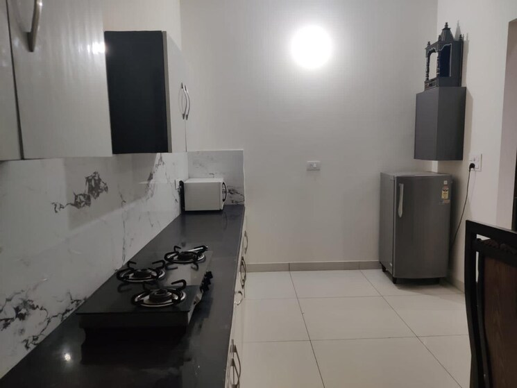 Kitchen, vip road 1 Bedroom 900 Sq.Ft. Apartment In Vip Road Zirakpur 9073125