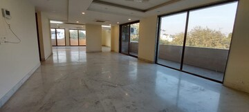 Room in 5 BHK Builder Floor at Anand Lok – for Rent