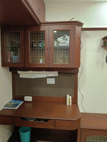 Furnished Amenities in 2 BHK Apartment at Versova – for Rent