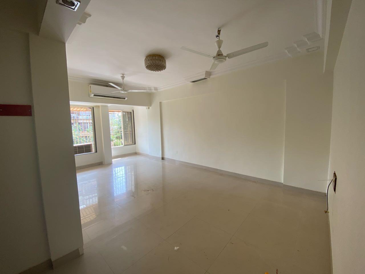 2 BHK + Servant Room Apartment For Rent in Karan CHS Versova