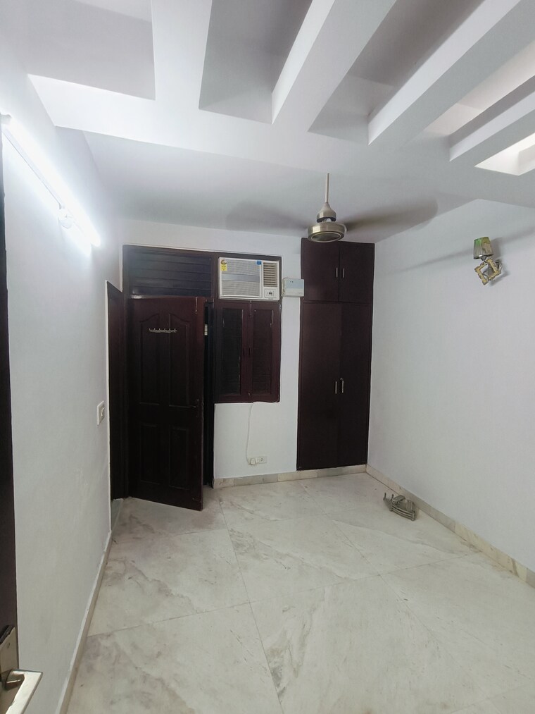 Room, malviya nagar 2 Bedroom 1000 Sq.Ft. Builder Floor In Malviya Nagar Delhi 9073158