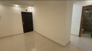 Room in 2 BHK Apartment at Signature The Millennia 2, Sector 37d – for Rent