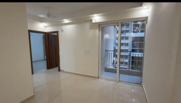 Room in 2 BHK Apartment at Signature The Millennia 2, Sector 37d – for Rent