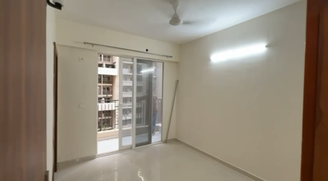 2 BHK Apartment For Rent in Signature The Millennia 2