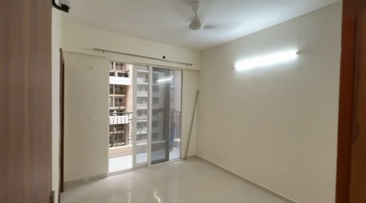 Room, signature-the-millennia-2 2 Bedroom 681 Sq.Ft. Apartment In Sector 37d Gurgaon 9073154