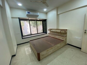Room in 2 BHK Apartment at Versova – for Rent