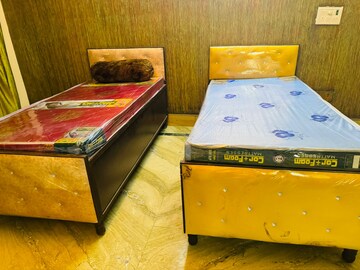 Bedroom in  Pg at Nri City – for Rent