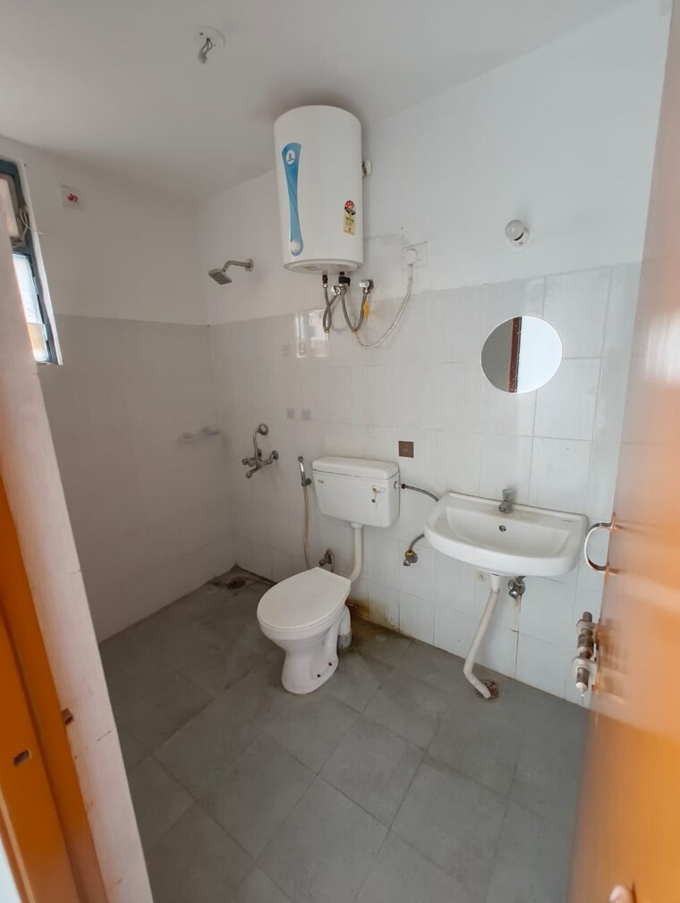 Bathroom, adani-aangan 2 Bedroom 657 Sq.Ft. Apartment In Sector 89a Gurgaon 9073174