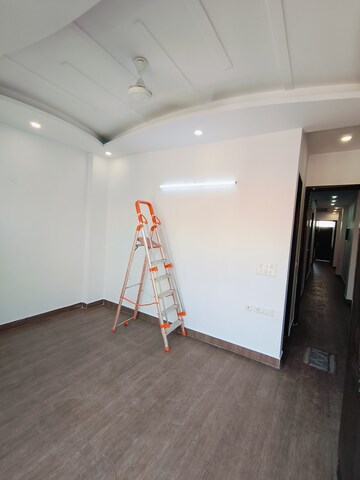 Building Lobby in 2 BHK Builder Floor at Malviya Nagar – for Rent