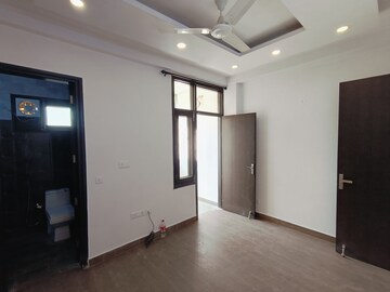 Room in 2 BHK Builder Floor at Malviya Nagar – for Rent