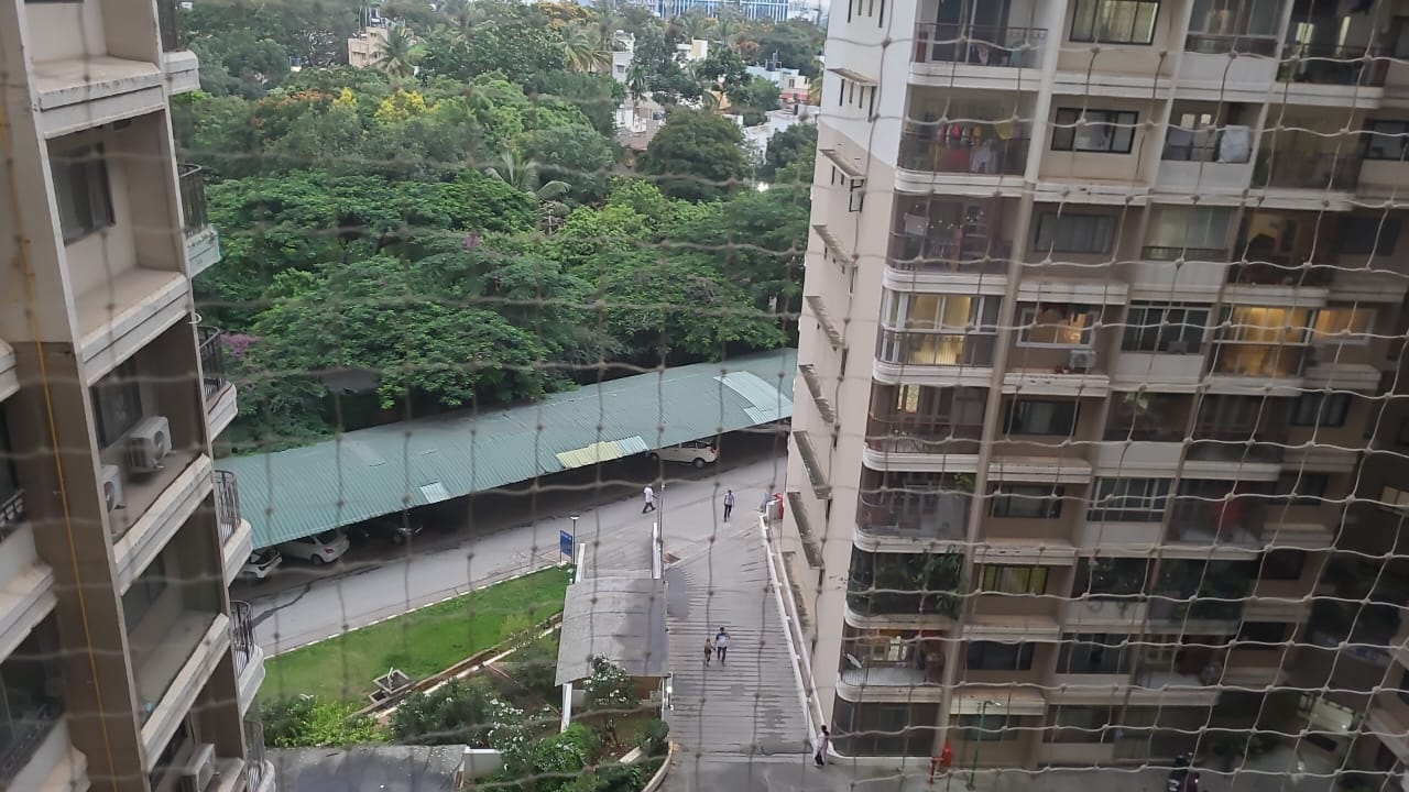 2 BHK + Pooja Room Apartment For Rent in LnT Realty South City