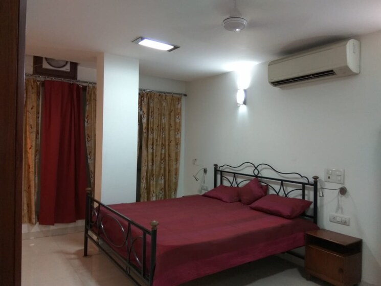 Bedroom, defence colony 2 Bedroom 1500 Sq.Ft. Builder Floor In Defence Colony Delhi 9073188