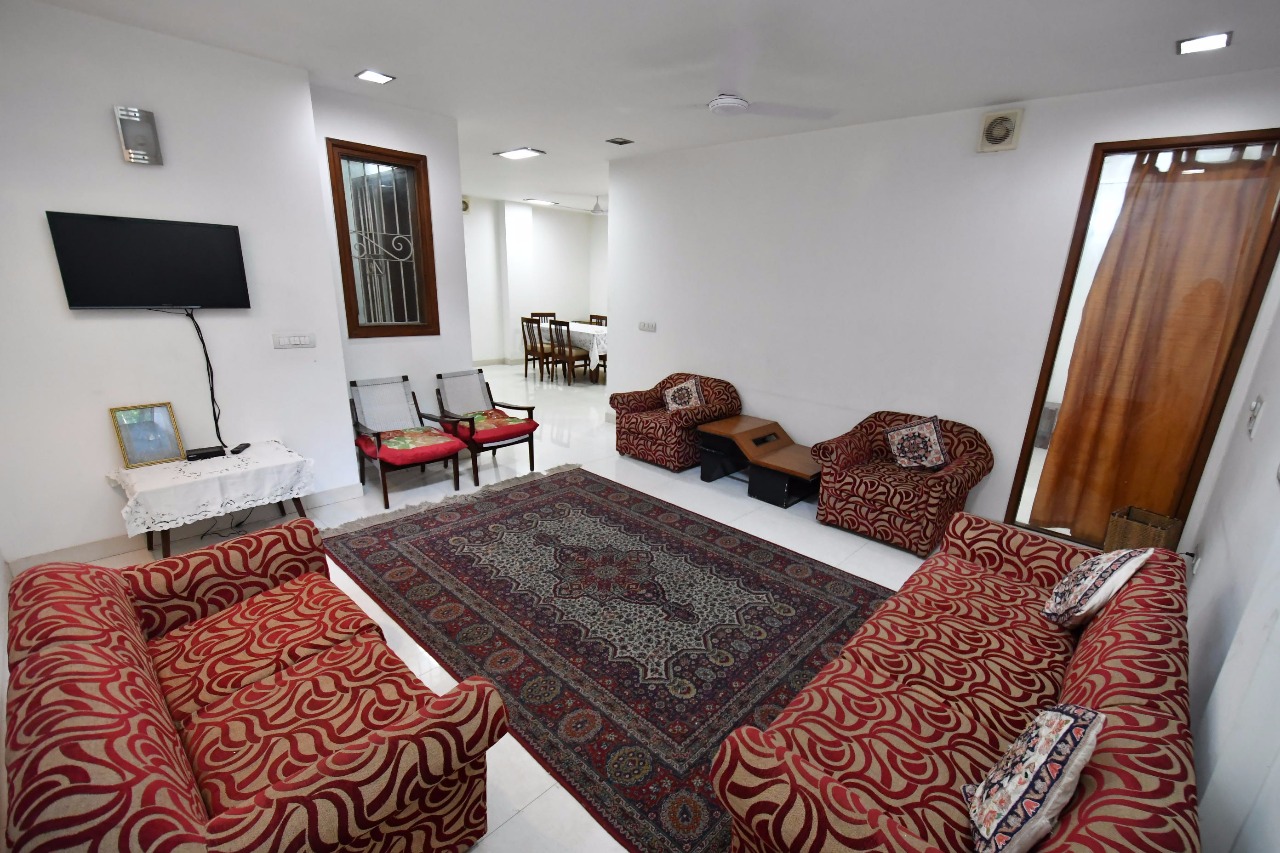 2 BHK Builder Floor For Rent in Defence Colony