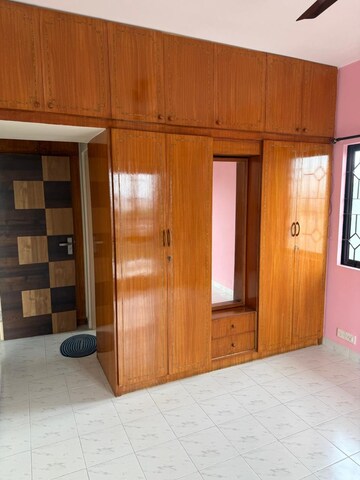 Room in 2 BHK Apartment at LnT Realty South City, Bannerghatta Road – for Rent