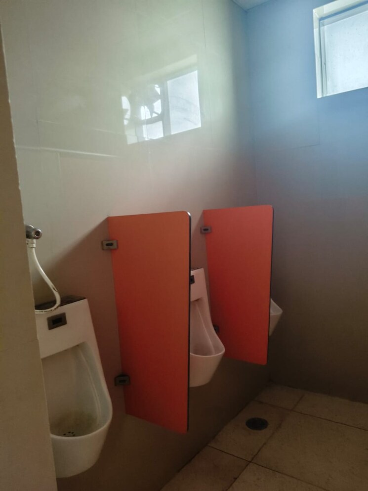 Team Area, sector 2 Commercial Office Space 3500 Sq.Ft. In Sector 2 Noida 9073209