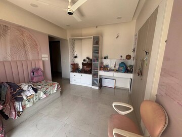 Parking in 3 BHK Apartment at Andheri West – for Rent