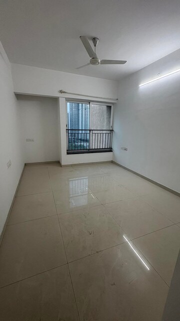 Room in 3 BHK Apartment at Andheri West – for Rent