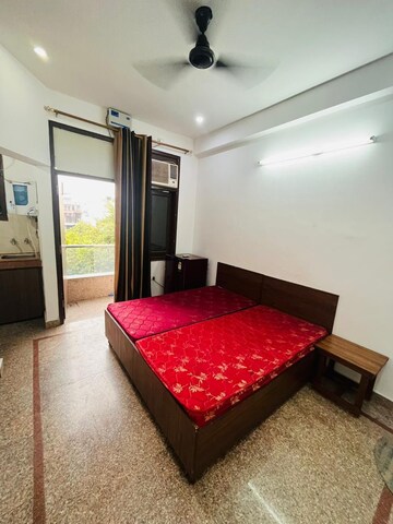 Bedroom in 4 BHK Builder Floor at Sector 52 – for Rent