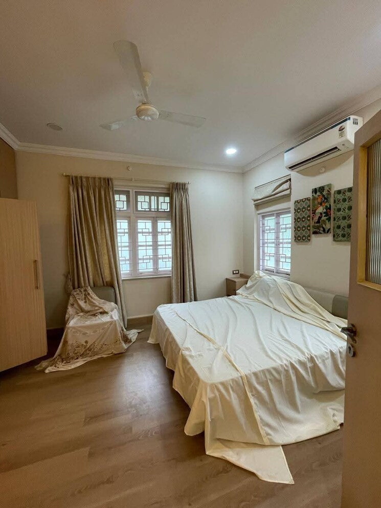 Bedroom, andheri west 3 Bedroom 1500 Sq.Ft. Apartment In Andheri West Mumbai 9073217