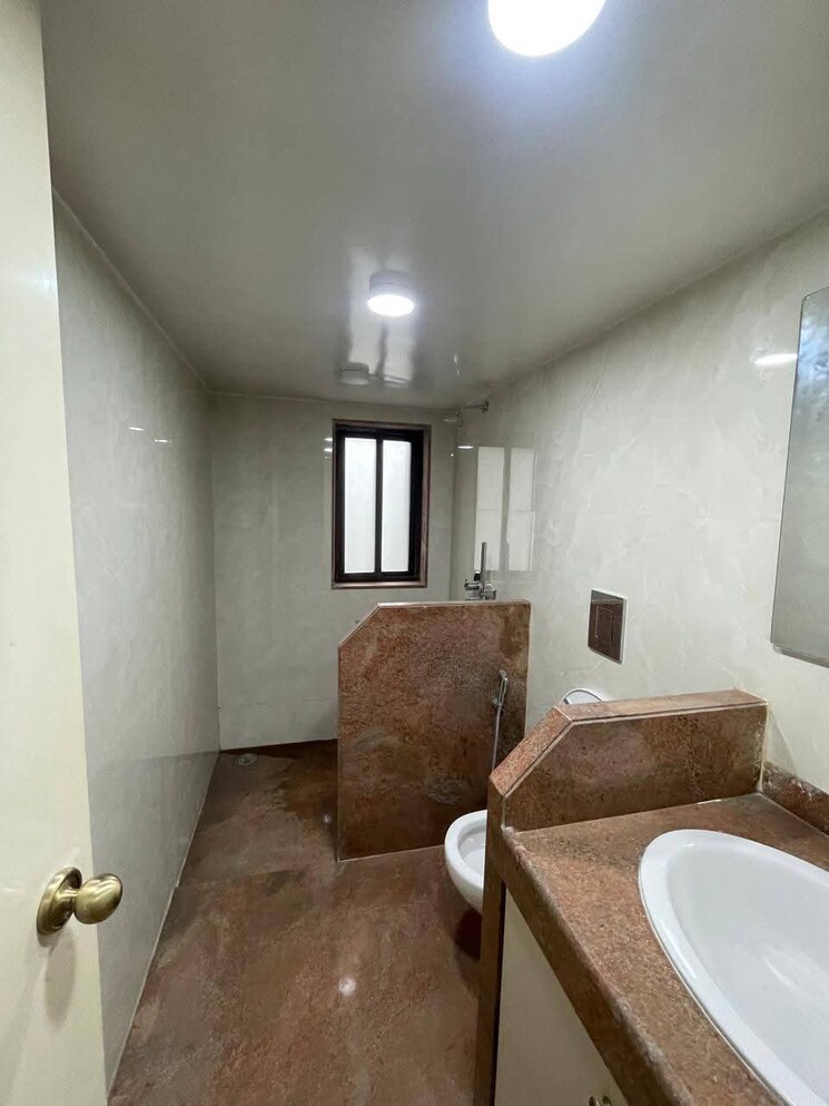 Bathroom, andheri west 3 Bedroom 1500 Sq.Ft. Apartment In Andheri West Mumbai 9073217