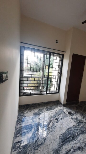Room in 6+ BHK Builder Floor at Sanjay Nagar – for Sale