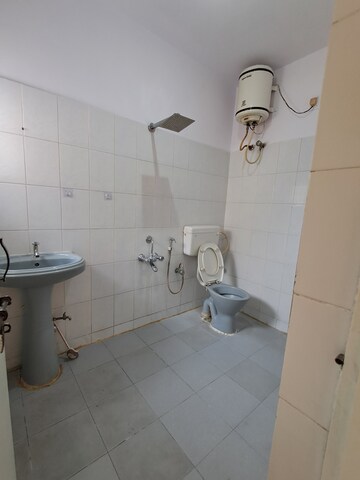 Master Bedroom in 2 BHK Builder Floor at Koramangala – for Rent