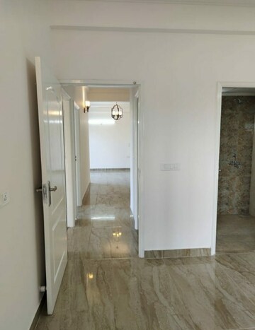 Building Lobby in 1 BHK Apartment at Sunshine Apartments Sector 73, Sector 73 – for Sale
