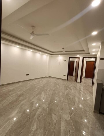 Living Room in 3 BHK Builder Floor at Saket – for Rent