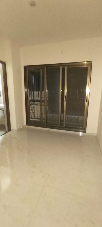 Living Room in 2 BHK Apartment at Greeshma Residency II, Eastern Express Highway – for Rent