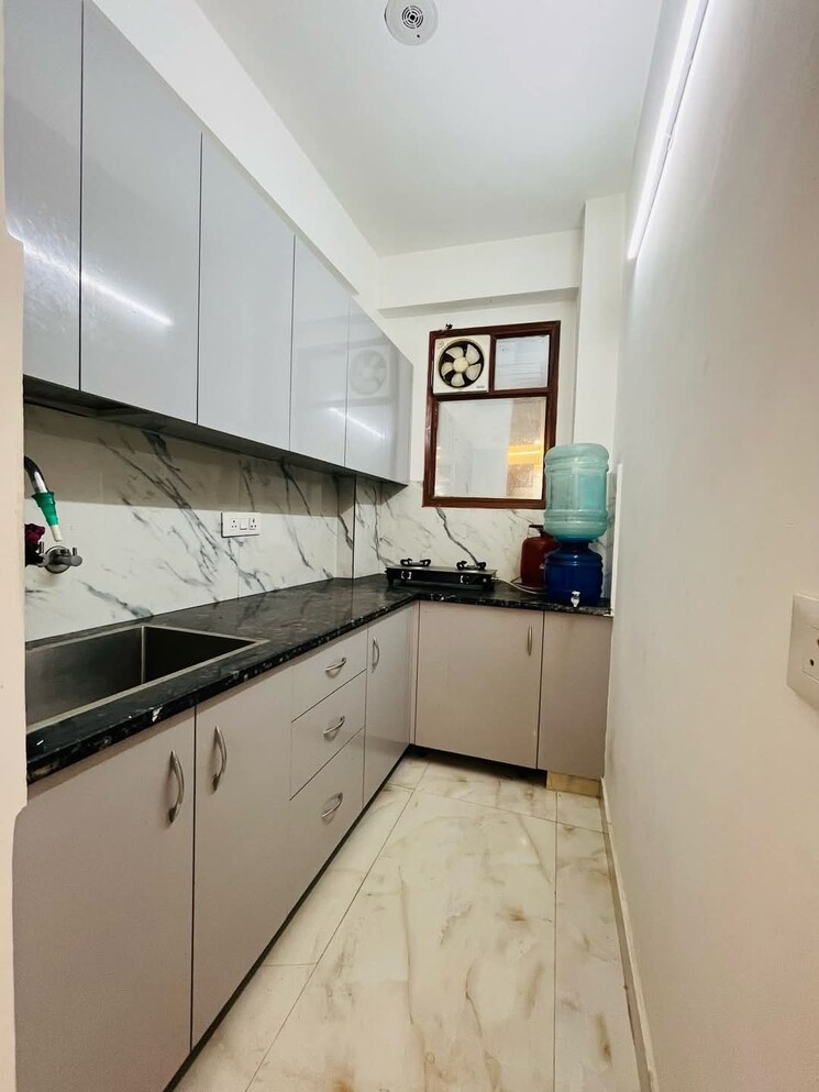 Kitchen, saket 2 Bedroom 850 Sq.Ft. Builder Floor In Saket Delhi 9073248