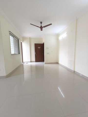 Room in 2 BHK Apartment at Borate Jijai Nagari, Kothrud – for Rent