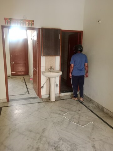 Room in 2 BHK Independent House at Sector 18 – for Rent