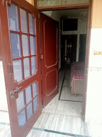 Balcony in 5 BHK Independent House at Sector 46 – for Rent