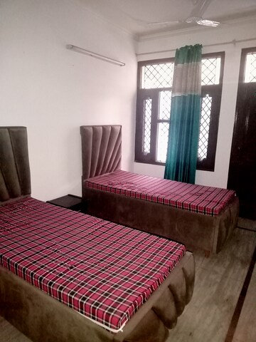Bedroom in 5 BHK Independent House at Sector 46 – for Rent