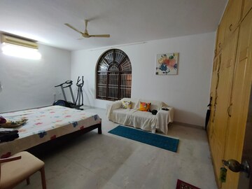 Bedroom in 4 BHK Independent House at Hrbr Layout – for Sale