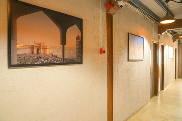 Furnished Amenities in  Pg at Marine Lines – for Rent