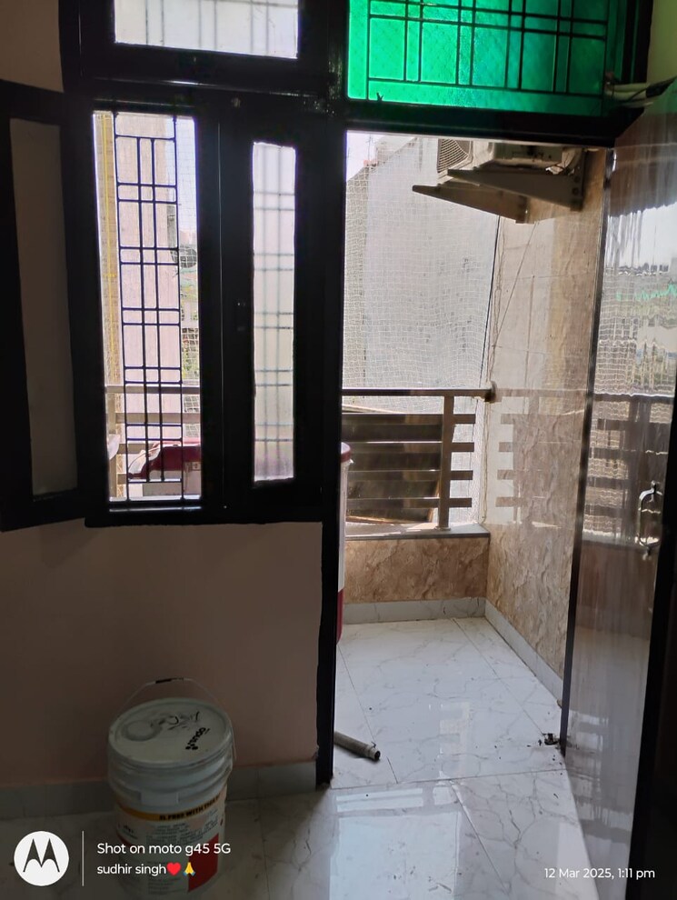 Bathroom, new ashok nagar 2.5 Bedroom 775 Sq.Ft. Builder Floor In New Ashok Nagar Delhi 9073434