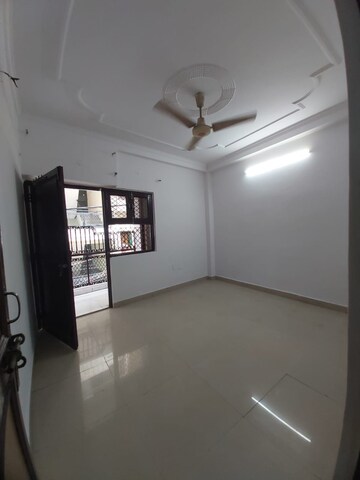 Room in 2.5 BHK Builder Floor at New Ashok Nagar – for Sale