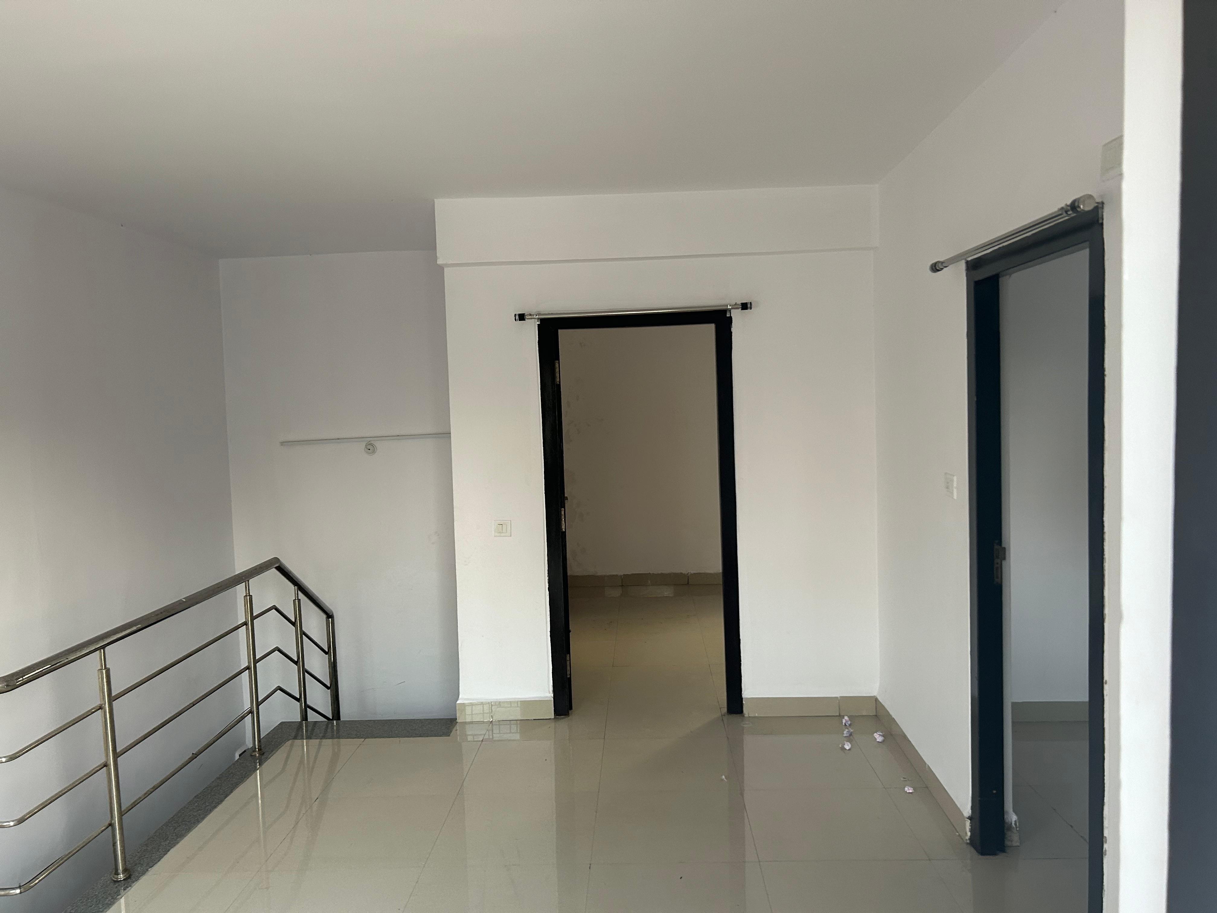 4 BHK + Servant Room Villa For Rent in Gilmore  Villas