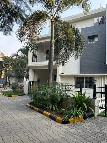Balcony in 4 BHK Villa at Serilingampally – for Rent