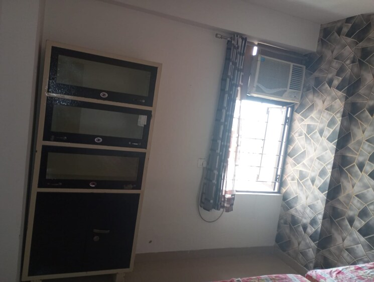 undefined, south city 1 4 Bedroom 370 Sq.Ft. Apartment In South City 1 Gurgaon 9073439