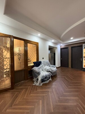 Parking in 6+ BHK Villa at Sector 50 – for Sale