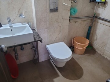 Attached Bathroom in 2.5 BHK Apartment at Yash Apartments Model Colony, Model Colony – for Rent