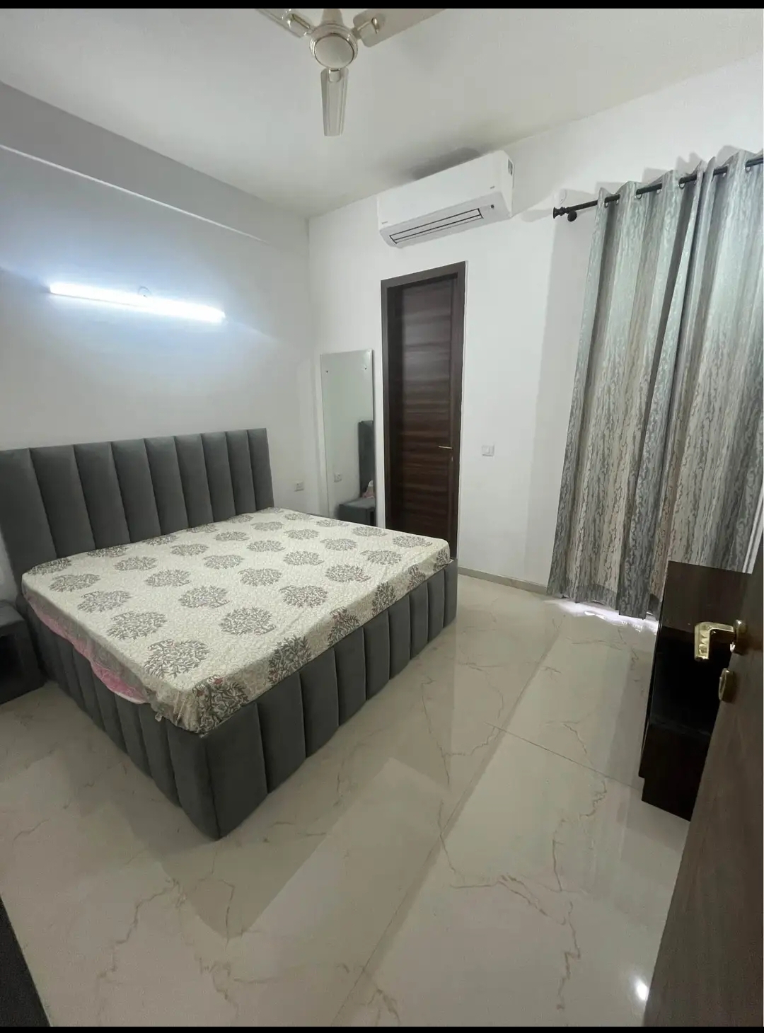 3 BHK Apartment For Rent in Smart World Orchard