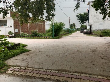  Plot – Exterior View View at Gwalior Road - for Sale