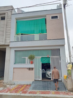 4 BHK Villa For Sale in Rau