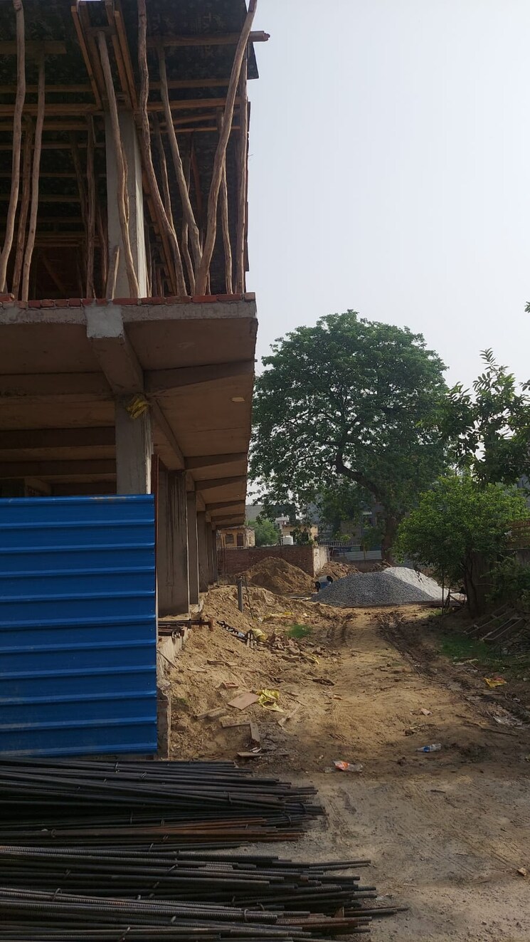 Exterior View, sector 72 2 Bedroom 1100 Sq.Ft. Builder Floor In Sector 72 Noida 9073493