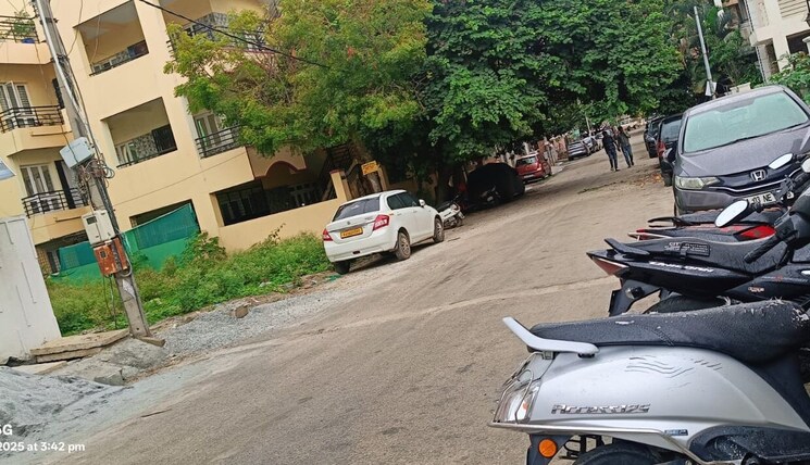  Parking, hbr layout 3 Bedroom 2300 Sq.Ft. Builder Floor In Hbr Layout Bangalore 9073498